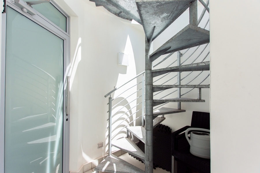 5 Bedroom Property for Sale in Paradise Beach Western Cape